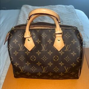 Like New Louis Vuitton Monogram Speedy 25, Full Set